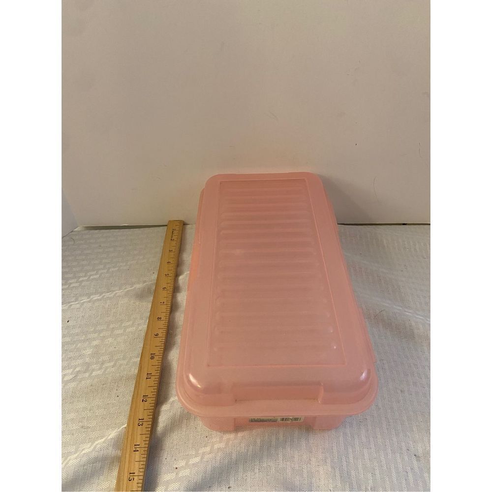 Rubbermaid 6qt keeper 1990 pink container #2281 Made in USA‎